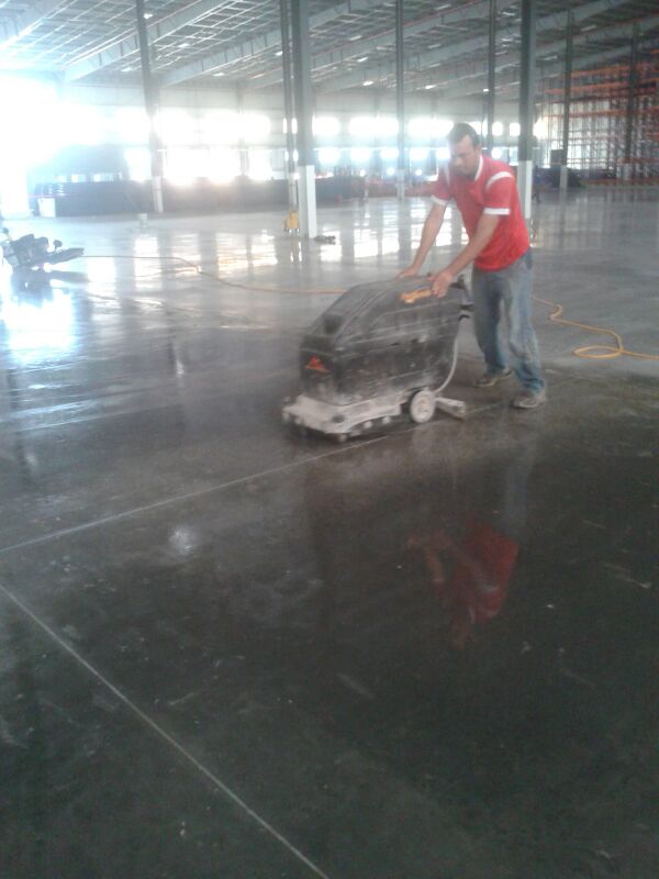 Pisos industriales pulido y sellado